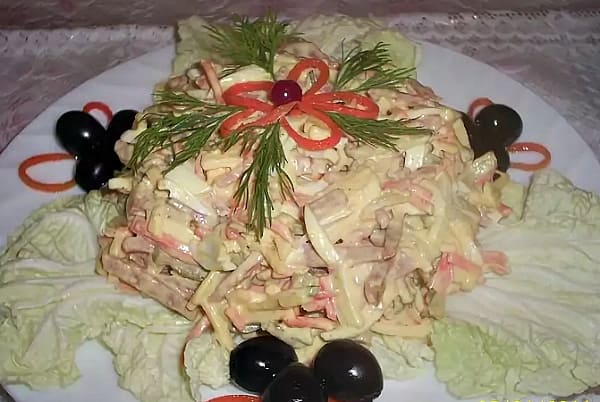 С болгарским перцем и маслинами