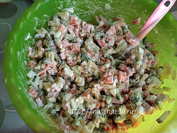 перемешать ложкой