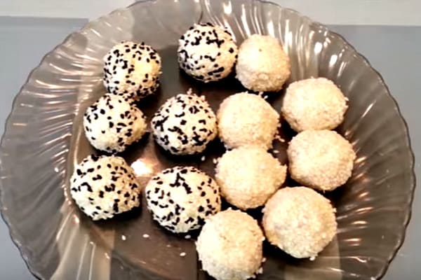 с огурцом и красной рыбой