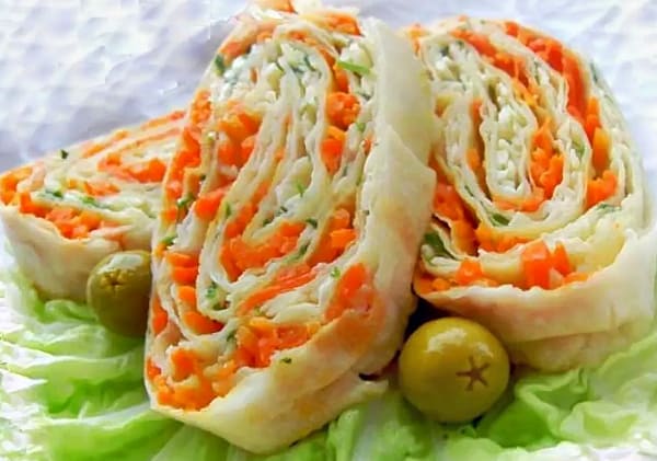 рулет с корейской морковью