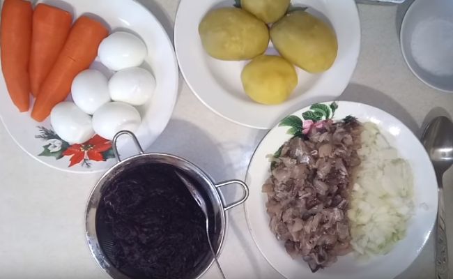 Продукты на столе