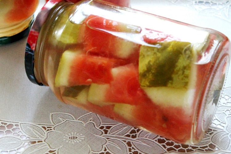 С винным уксусом