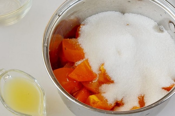 С сахаром и кислотой