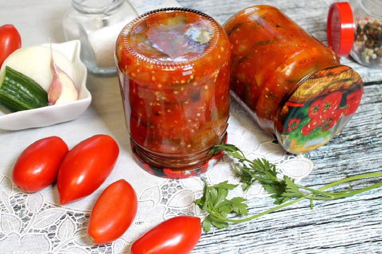 С огурцами