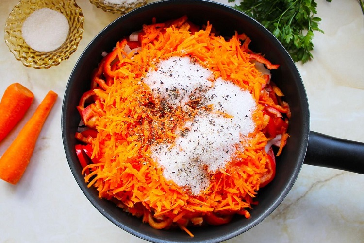 Сотейник с овощами
