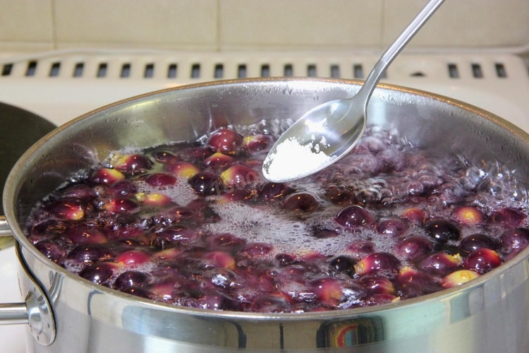 Добавление лимонной кислоты