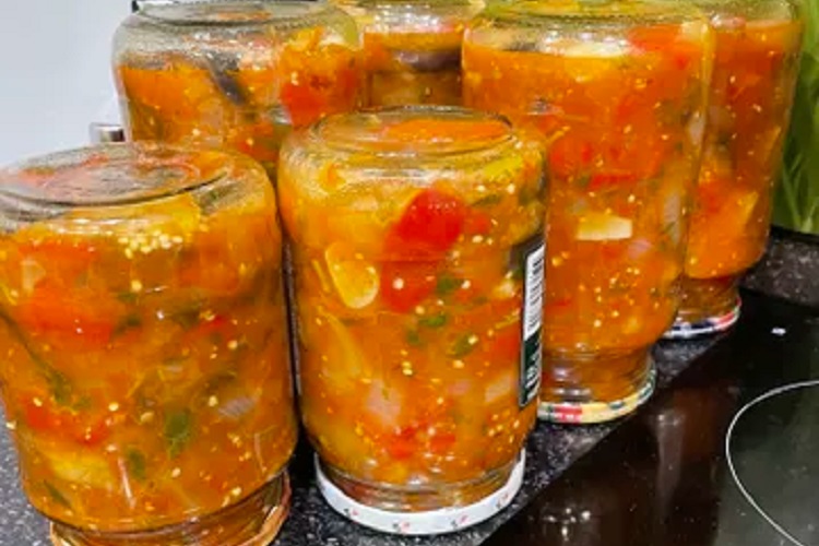 С молотым перцем