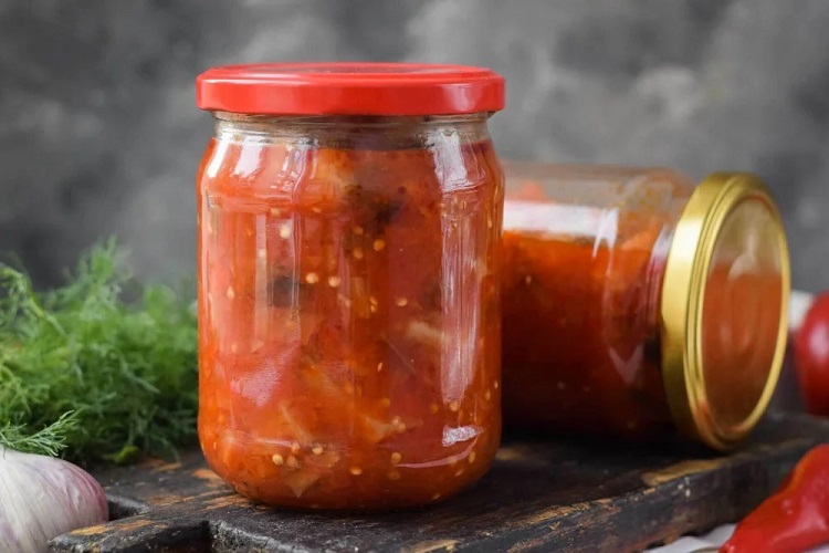 С томатной пастой