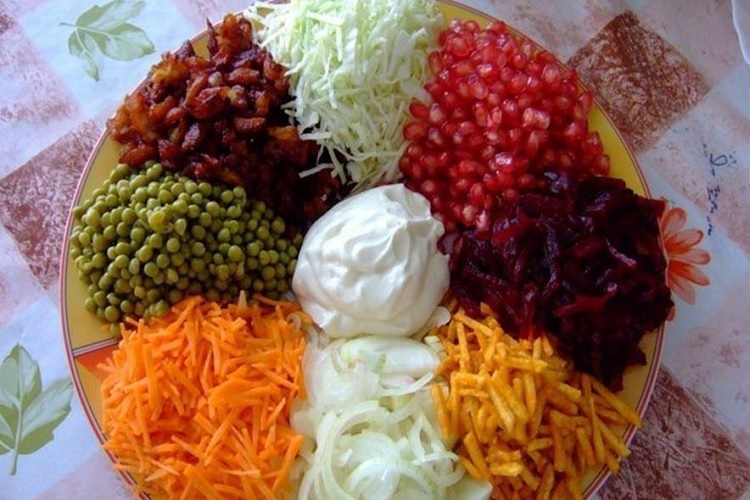 С жареным мясом и гранатом