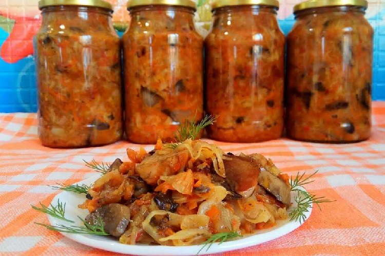 Солянка с грибами в мультиварке