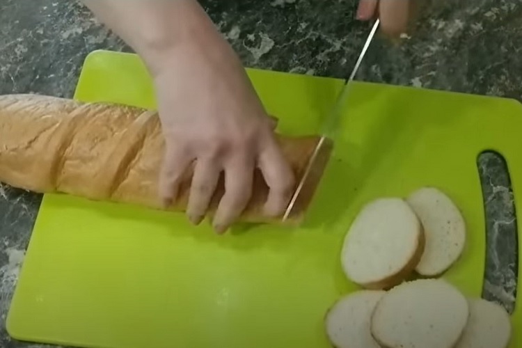Нарезка багета