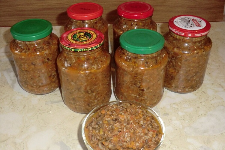 С морковью и чесноком