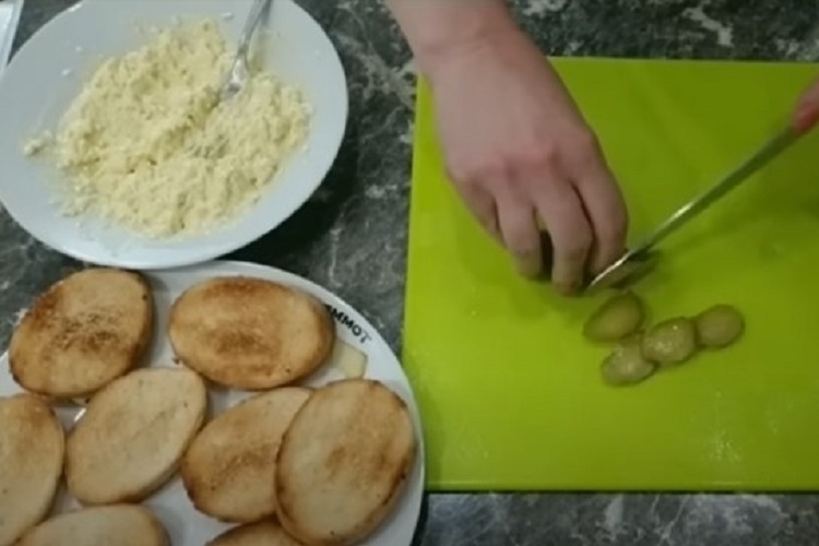 Огурцы кружочками