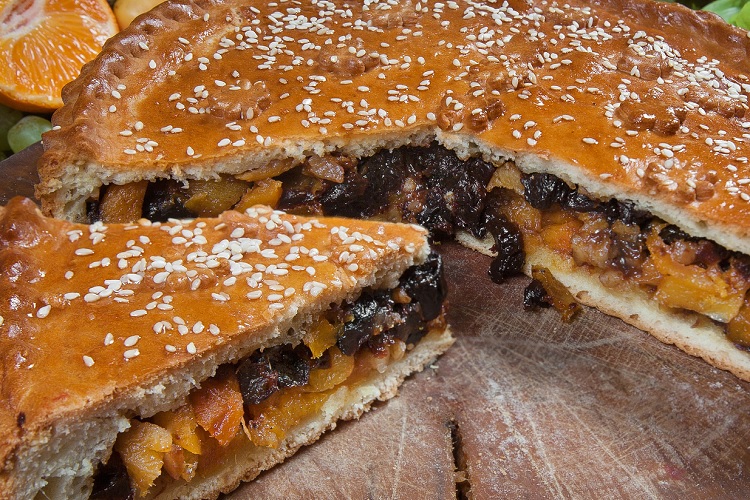 С черносливом