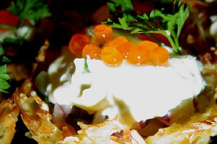 Картофельные с солеными огурцами