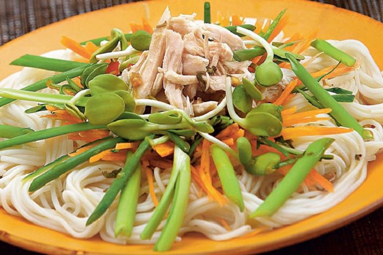 Сычуаньский куриный салат