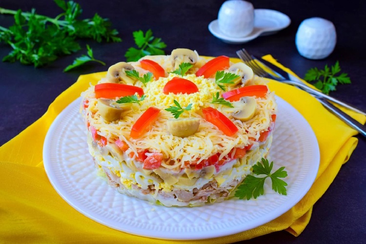 С пекинской капустой и курицей