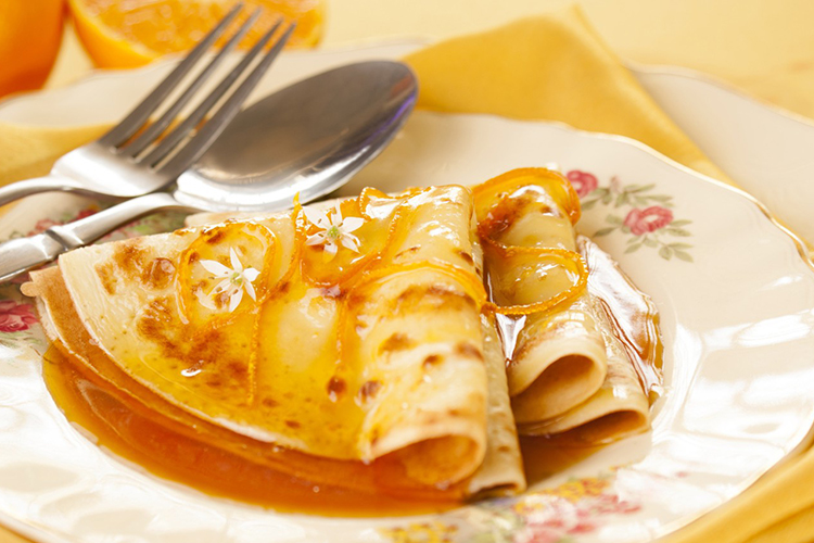 Блины с апельсиновым джемом