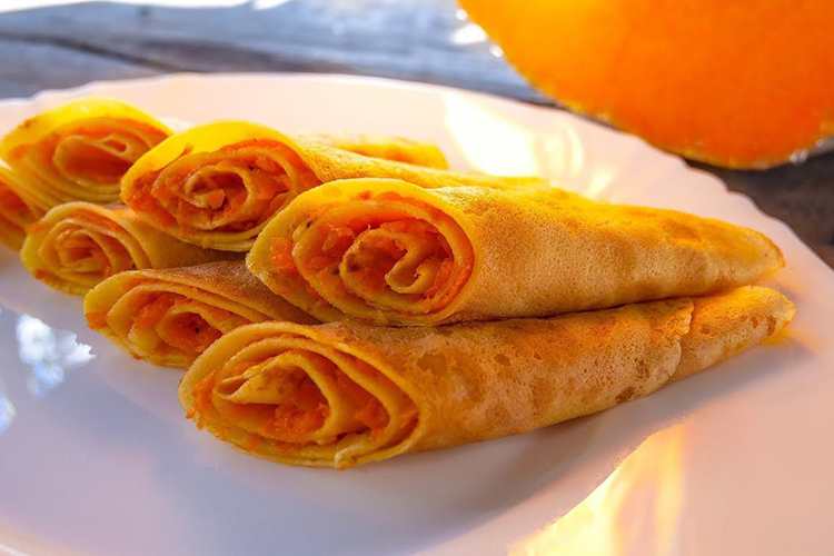 Блины с тыквой с сахаром и пряностями