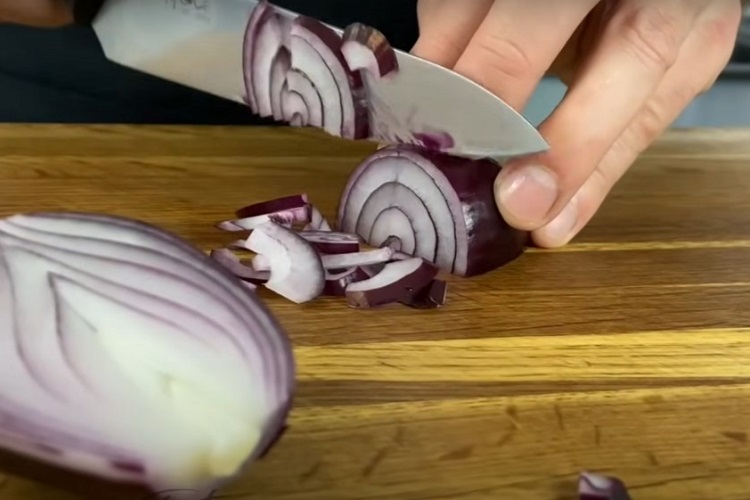 Нарезка лука